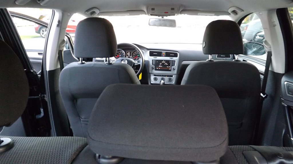 2016 Volkswagen Golf - $8,995