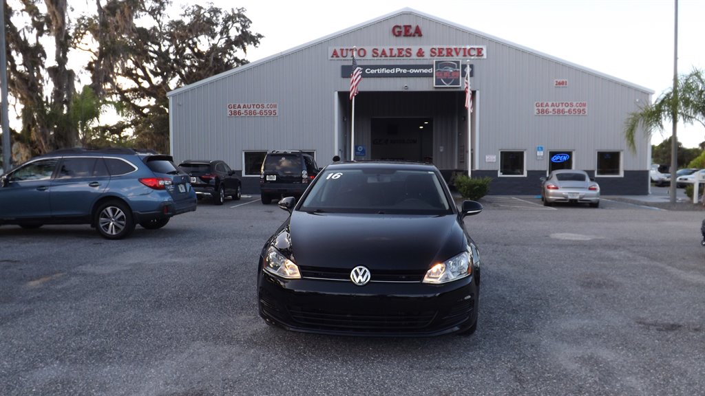 2016 Volkswagen Golf - $8,995