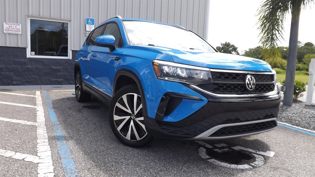 2022 Volkswagen Taos - $23,995