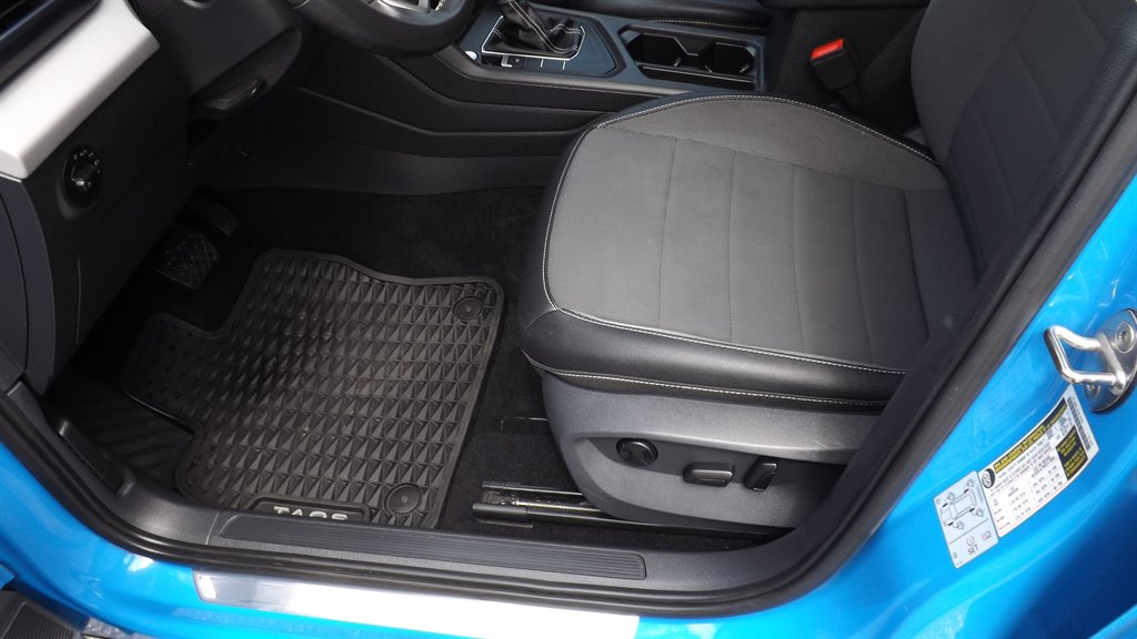 2022 Volkswagen Taos - $23,995