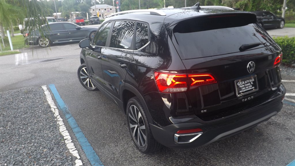 2022 Volkswagen Taos - $23,995