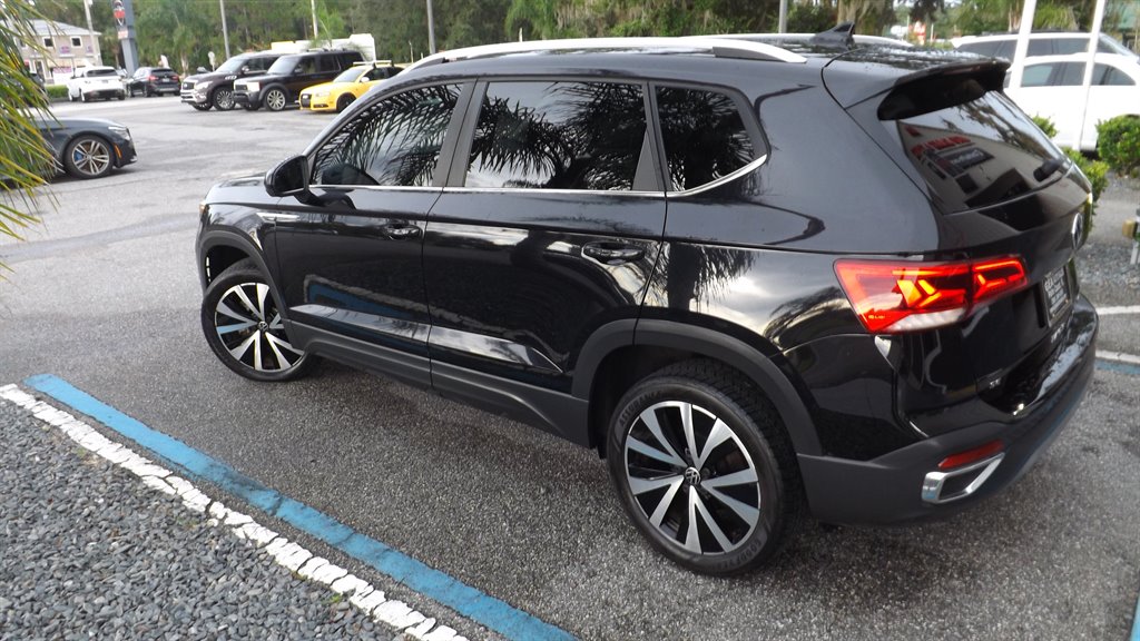 2022 Volkswagen Taos - $23,995
