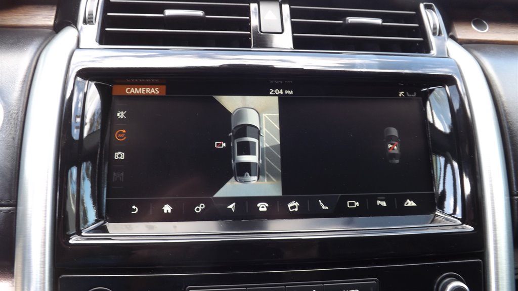 2017 Land Rover Discovery - $17,995