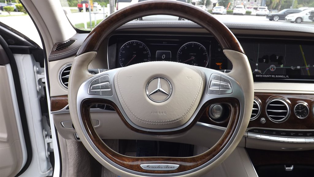 2014 Mercedes-Benz S-class - $23,995