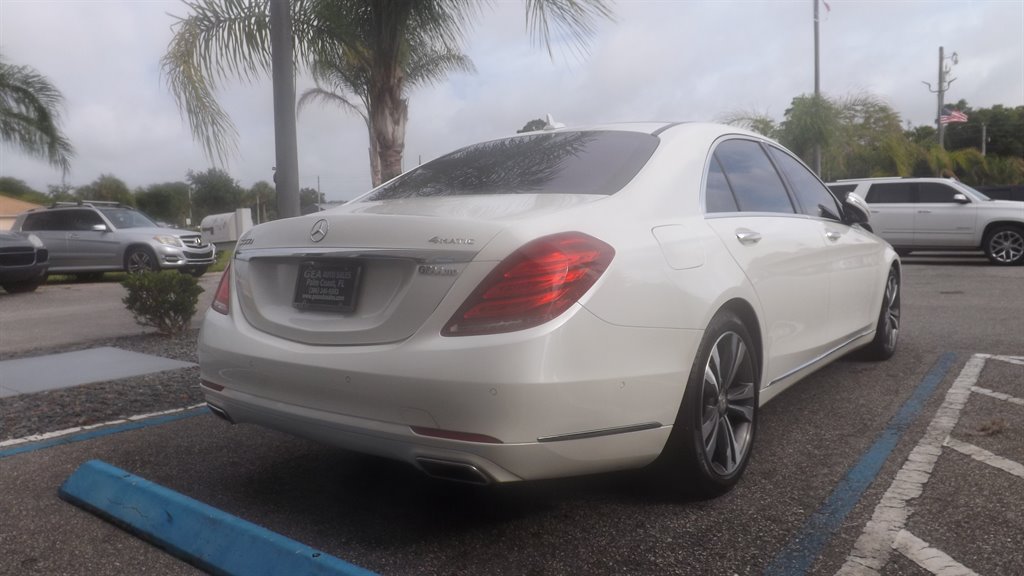 2014 Mercedes-Benz S-class - $23,995