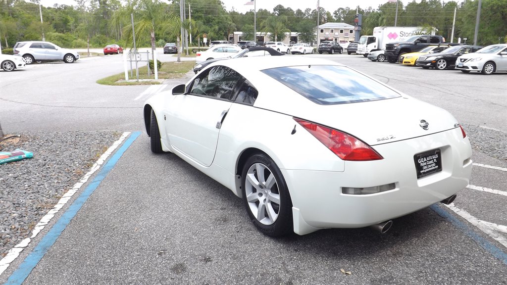 2004 Nissan 350Z photo
