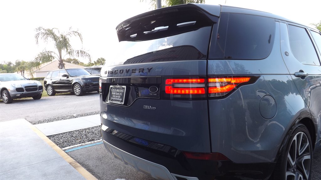 2019 Land Rover Discovery - $27,995