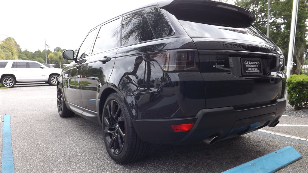 2016 Land Rover Range Rover Sport - $22,995