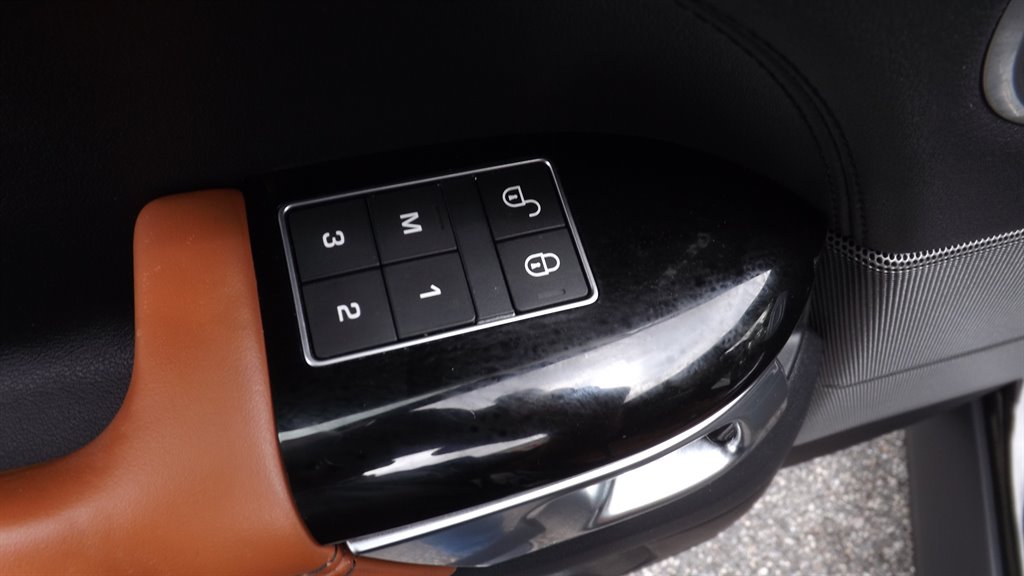 2016 Land Rover Range Rover Sport - $22,995