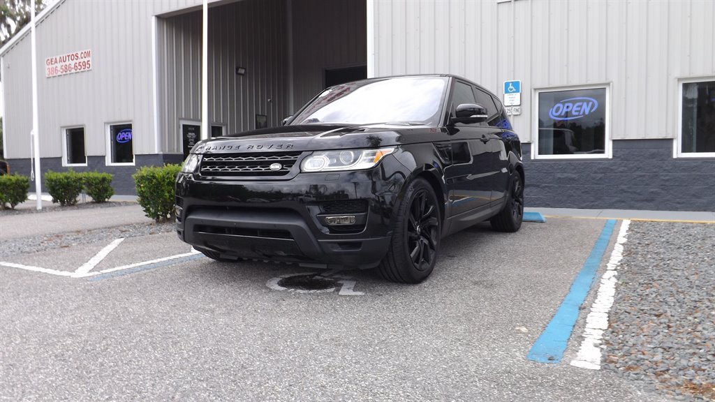 2016 Land Rover Range Rover Sport - $22,995