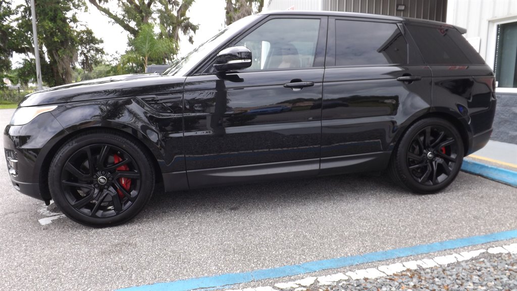 2016 Land Rover Range Rover Sport - $22,995