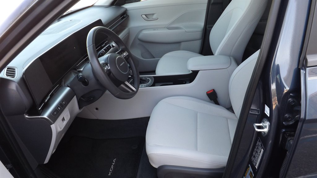 2024 Hyundai Venue - $24,995