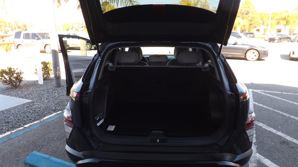 2024 Hyundai Venue - $24,995