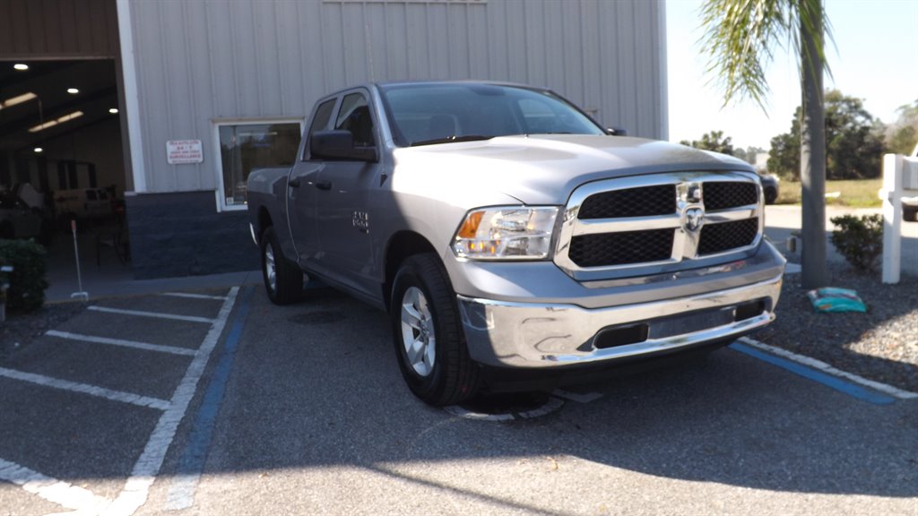2024 RAM 1500 DS SLT photo