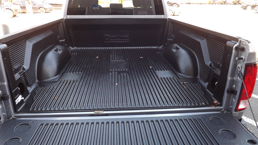 2024 RAM 1500 DS SLT photo