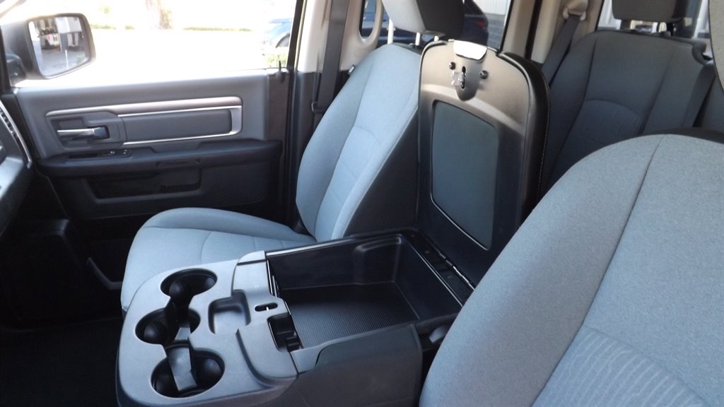 2024 RAM 1500 DS SLT photo