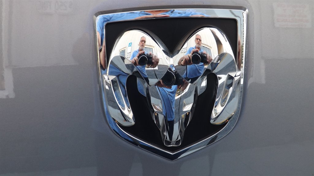 2024 RAM 1500 DS SLT photo