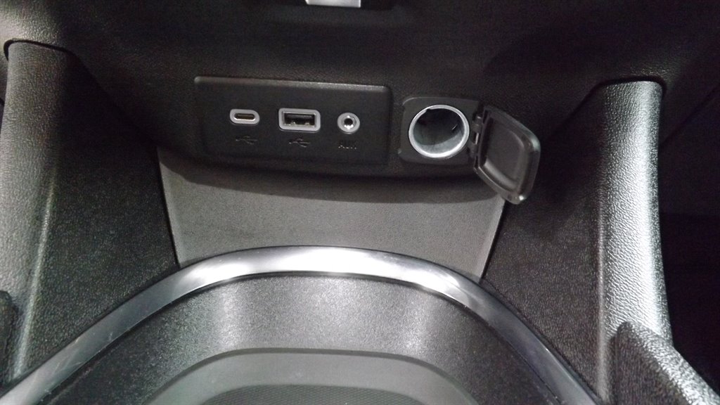 2023 Chevrolet Malibu - $21,995