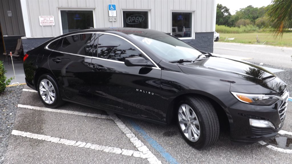 2023 Chevrolet Malibu - $21,995