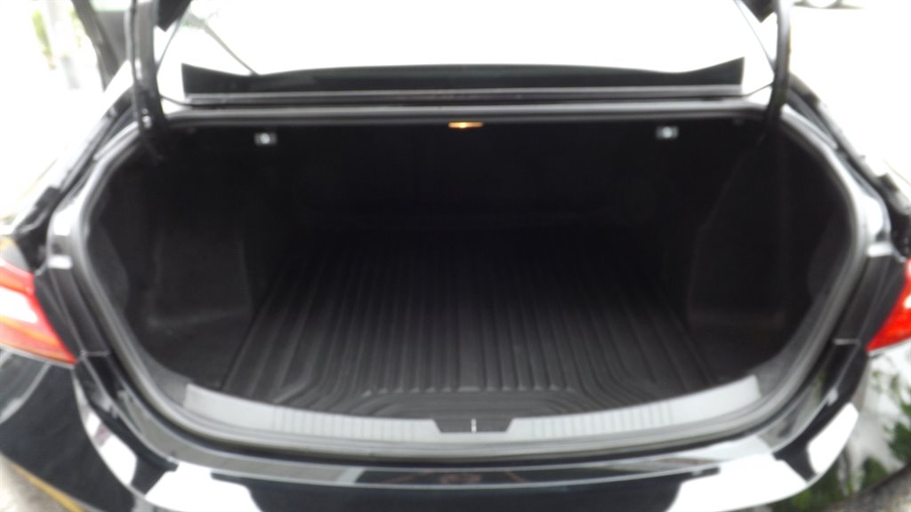 2023 Chevrolet Malibu - $21,995