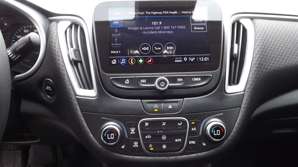 2023 Chevrolet Malibu - $21,995