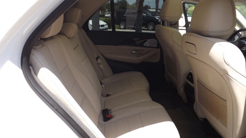 2020 Mercedes-Benz GLE - $28,995