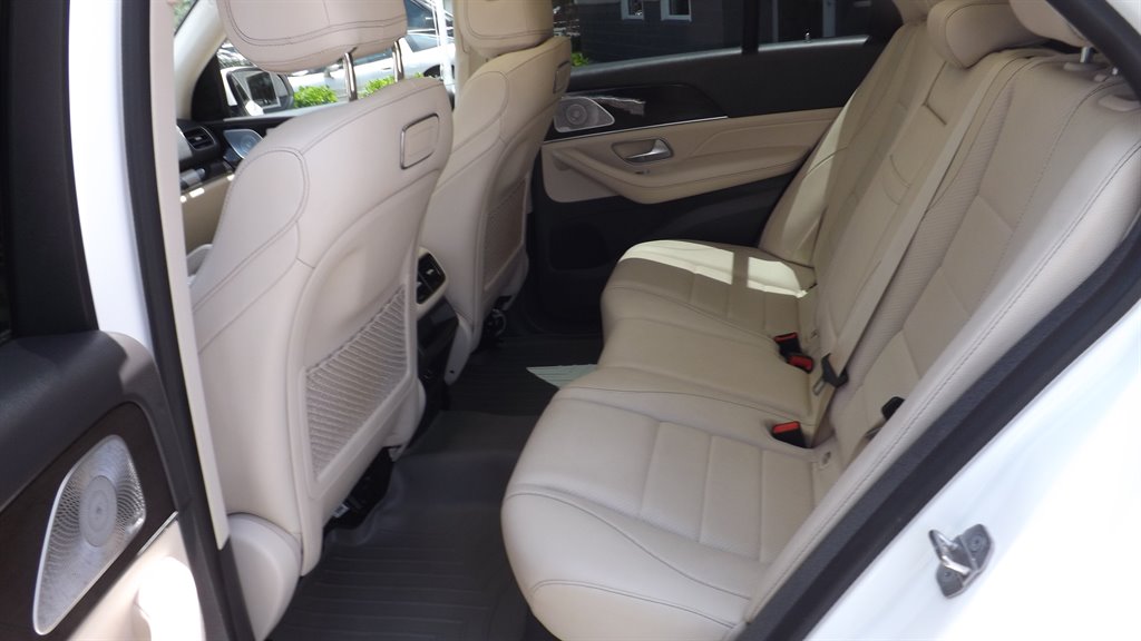 2020 Mercedes-Benz GLE - $28,995