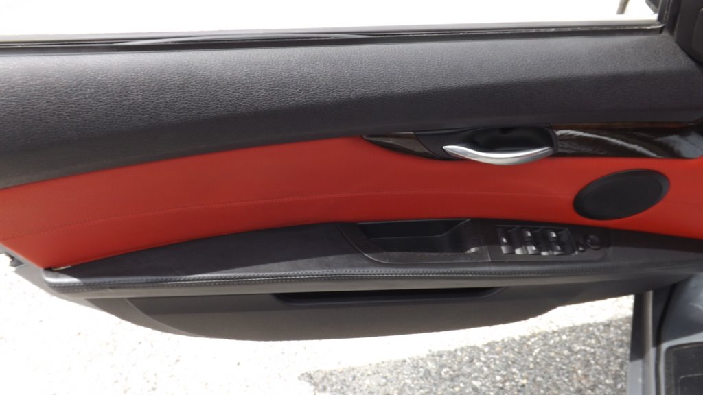 2011 BMW Z4 - $17,995