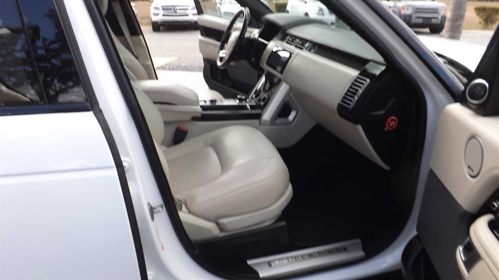 2019 Land Rover Range Rover - $30,995