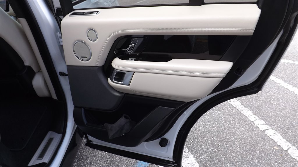 2019 Land Rover Range Rover - $30,995