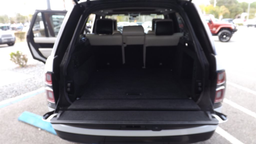 2019 Land Rover Range Rover - $30,995