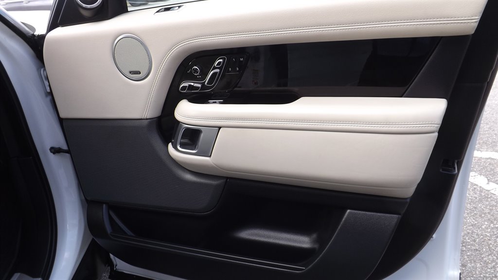 2019 Land Rover Range Rover - $30,995