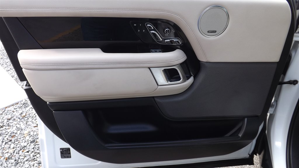 2019 Land Rover Range Rover - $30,995