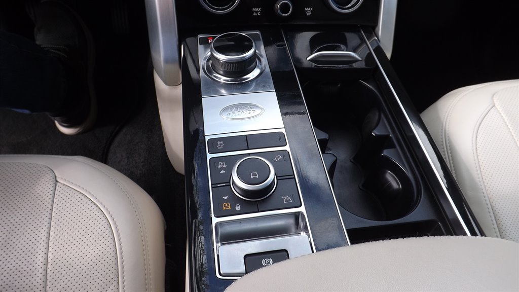 2019 Land Rover Range Rover - $30,995
