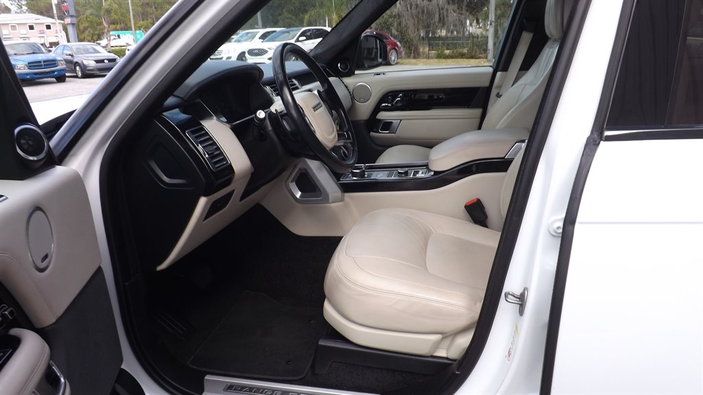 2019 Land Rover Range Rover - $30,995