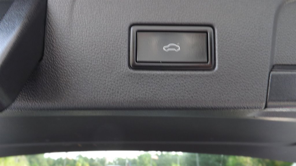 2019 Volkswagen Atlas - $25,995