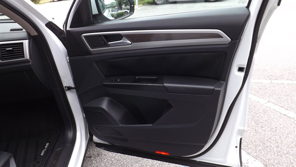 2019 Volkswagen Atlas - $26,995