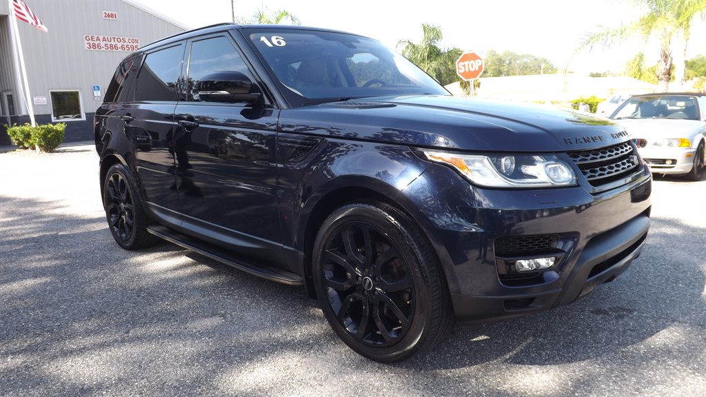 2016 Land Rover Range Rover Sport - $22,995