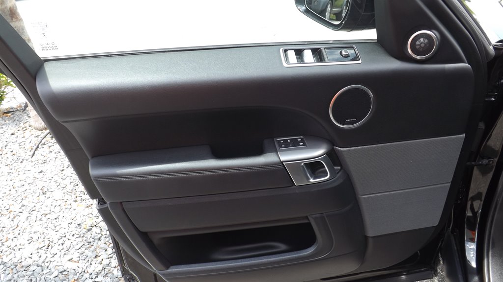 2021 Land Rover Range Rover Sport - $37,995