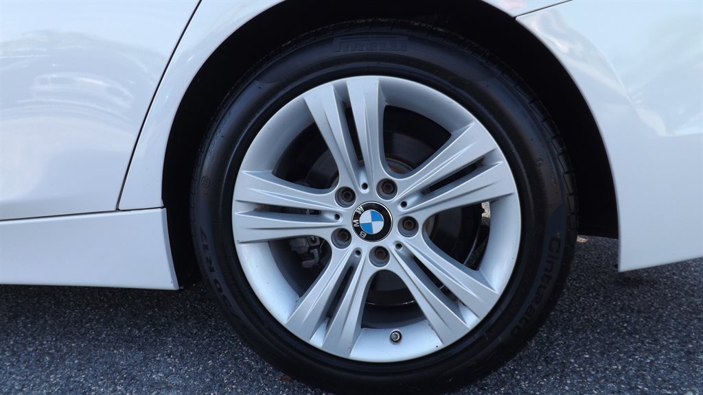 2017 BMW 330i - $17,995