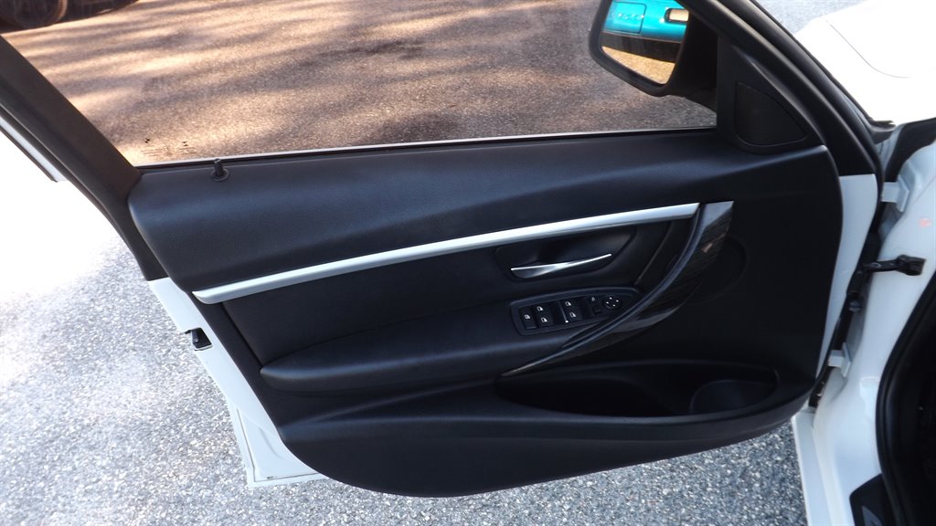 2017 BMW 330i - $17,995