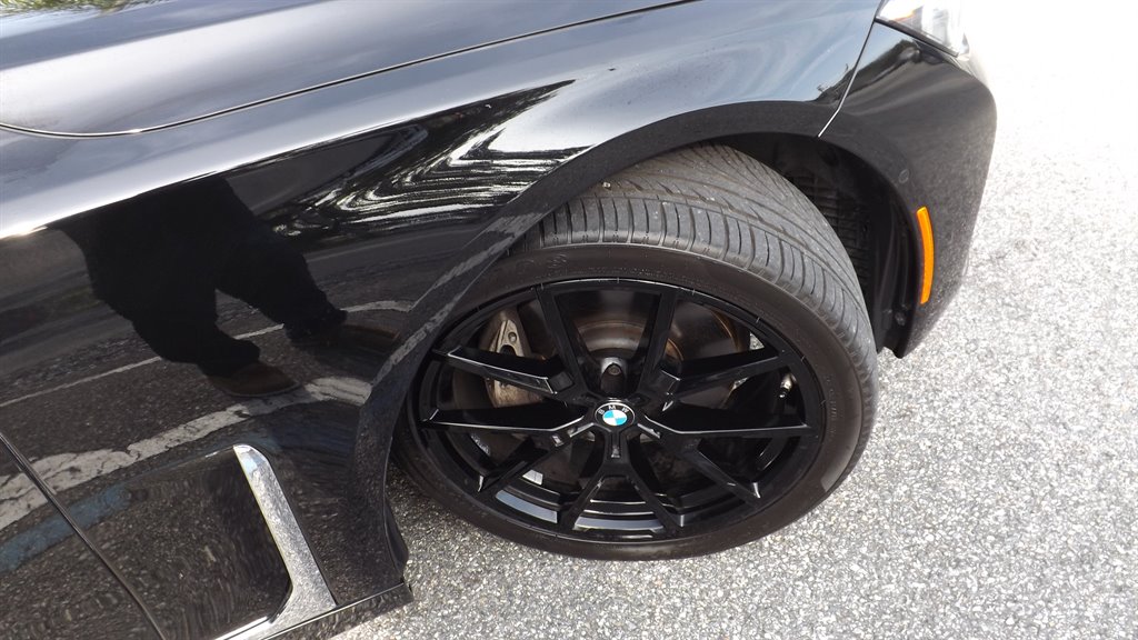2022 BMW 740li - $38,250