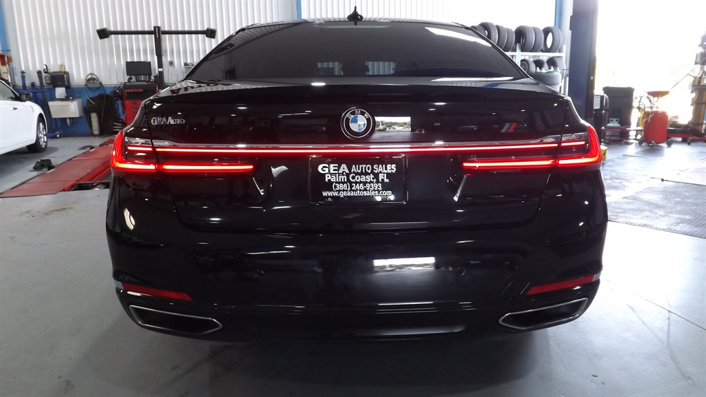 2022 BMW 740li - $38,250
