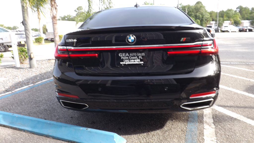 2022 BMW 740li - $38,250