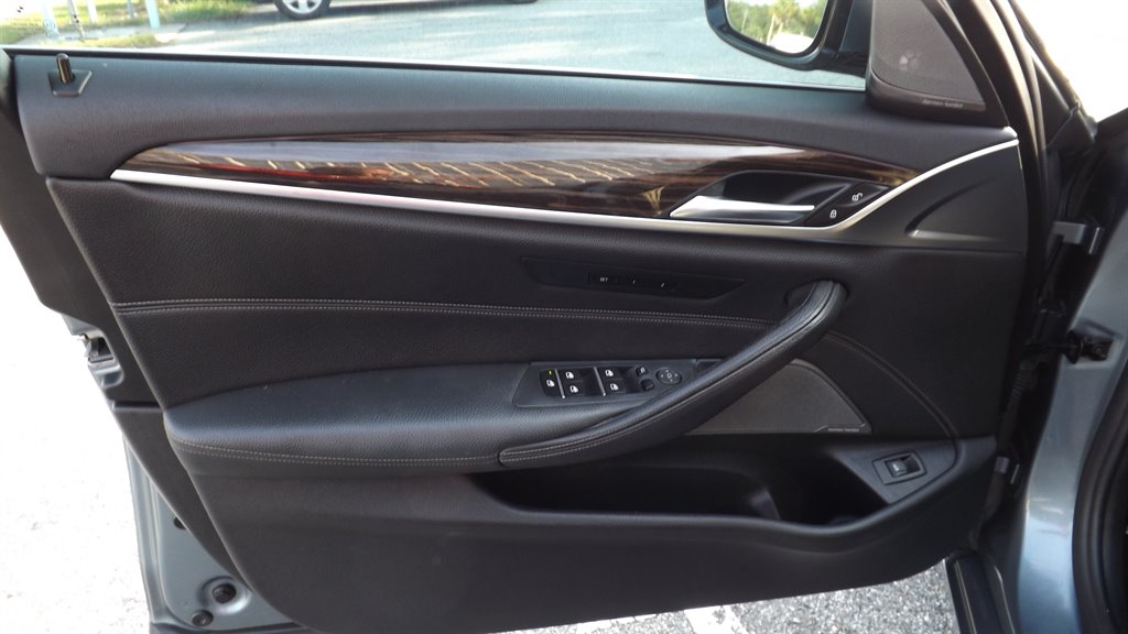 2019 BMW 5 Series - $22,995