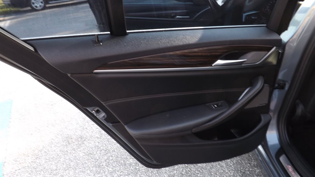 2019 BMW 5 Series - $22,995