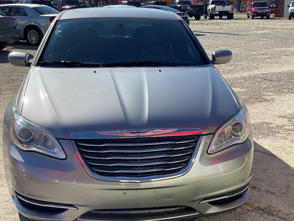 2014 Chrysler 200