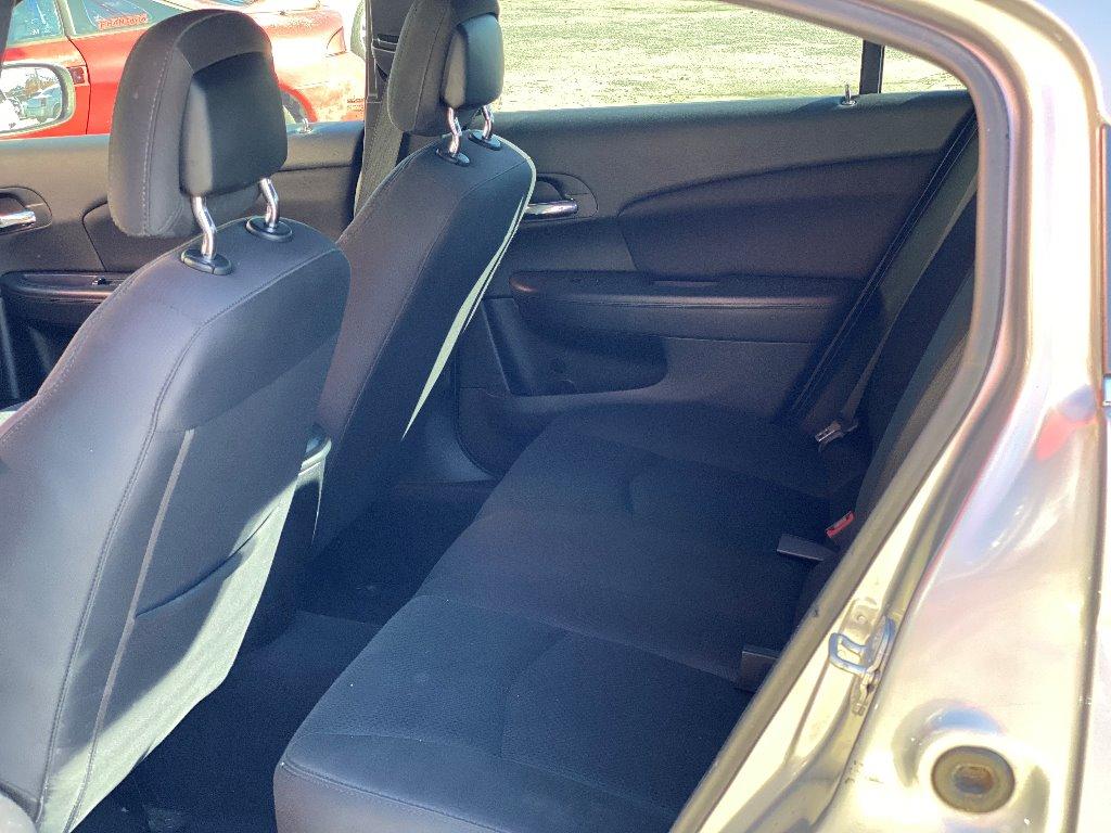 2014 Chrysler 200