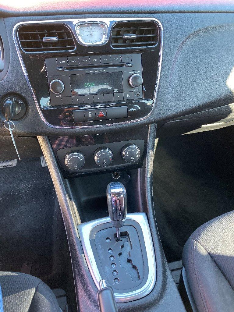 2014 Chrysler 200