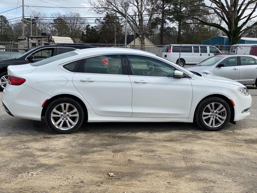 2015 Chrysler 200